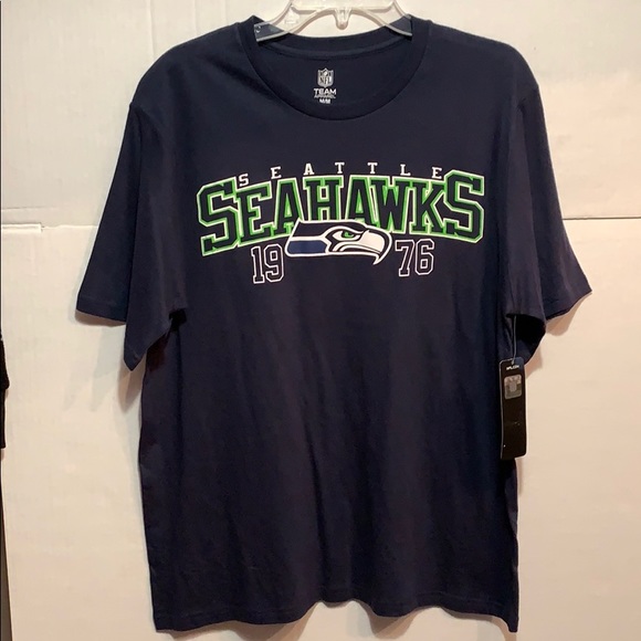 SALE!! Seattle seahawks tshirt NWT. 3 - Picture 2 of 7